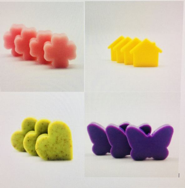 Saponette colorate a forma di fiore, casetta, cuore e farfalla